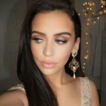 تعارف مع سارة من الرغاية - الجزائر